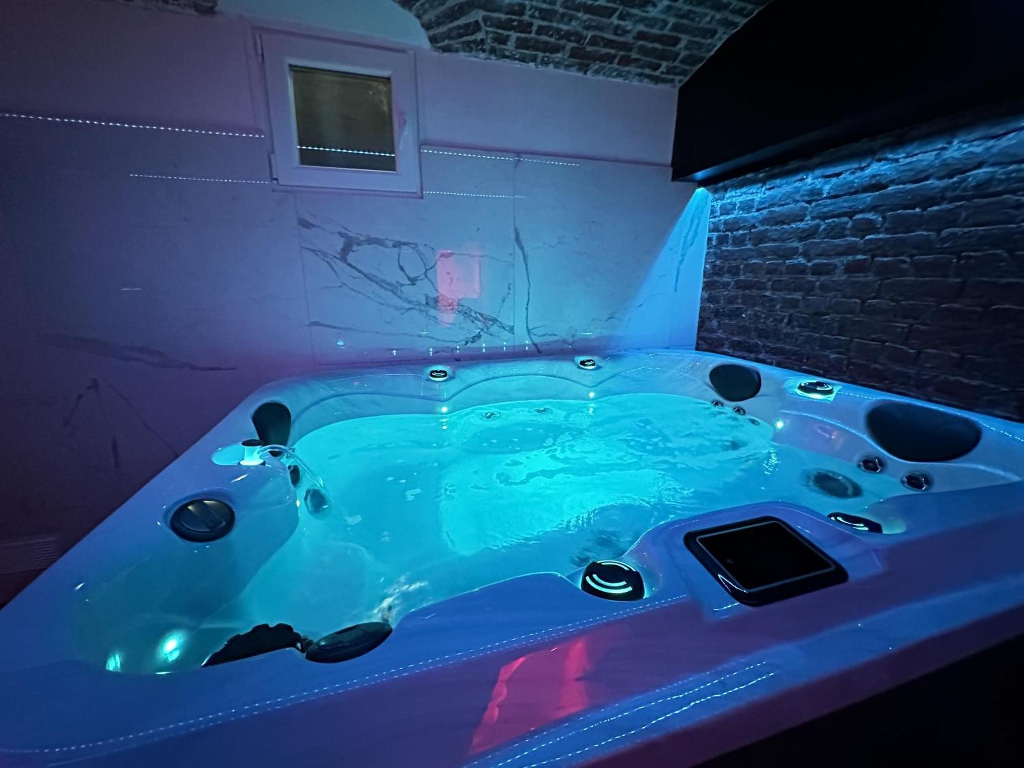 Le Bijou - Appartement, Sauna Et Jacuzzi - ลีลล์ ภายนอก รูปภาพ