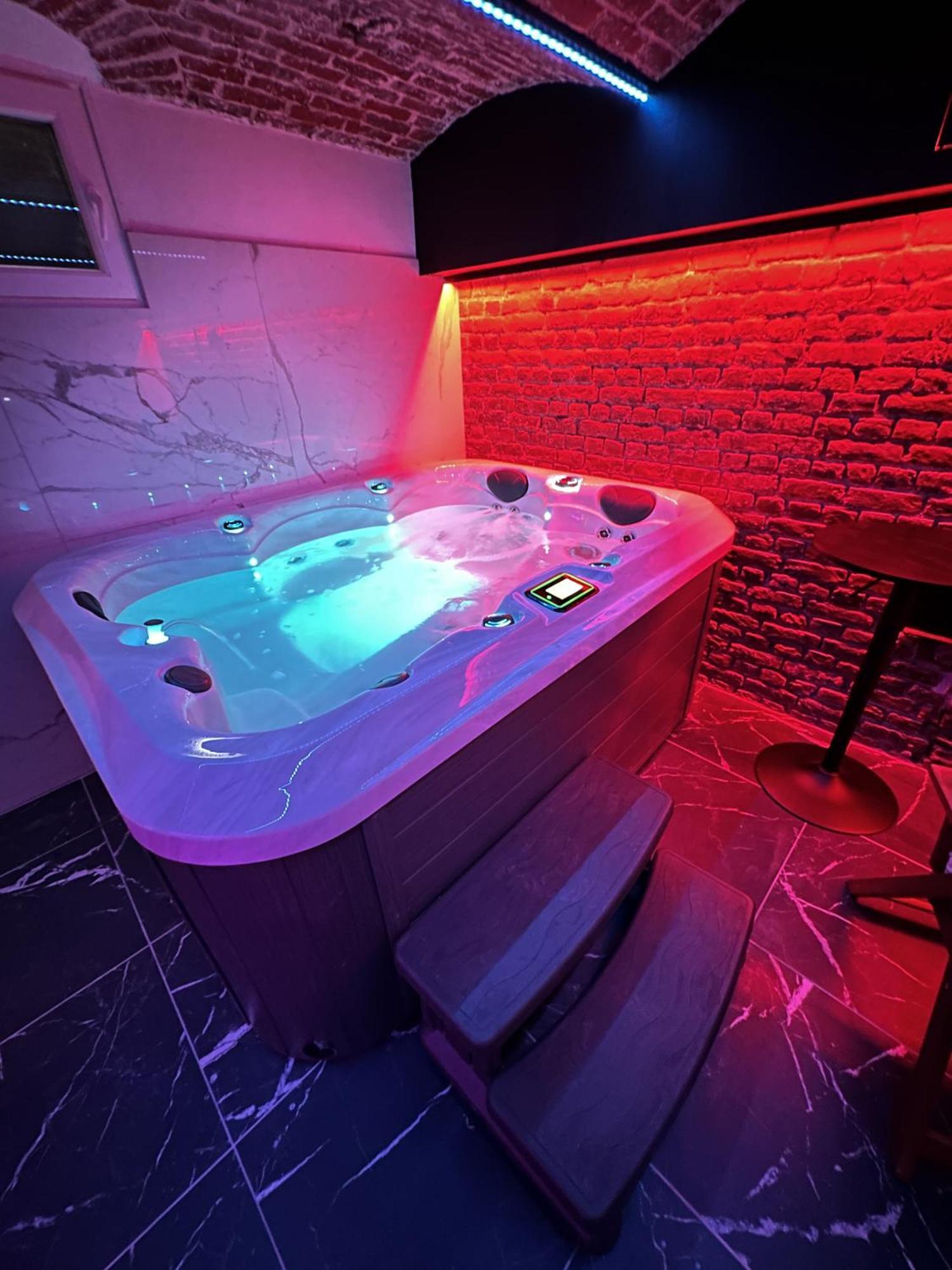 Le Bijou - Appartement, Sauna Et Jacuzzi - ลีลล์ ภายนอก รูปภาพ